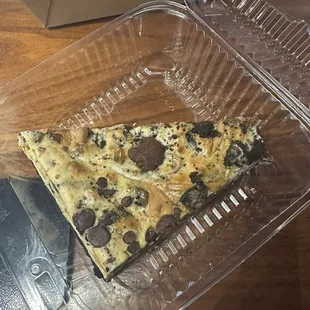 peanut butter oreo brownie