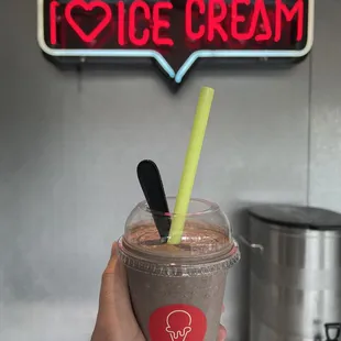 Neon I Love Ice Cream Sign