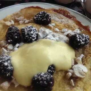 Local Berry Dutch Baby Pancake