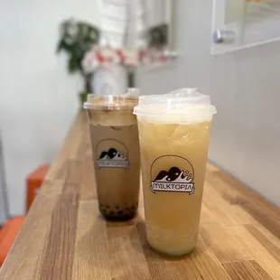 T4. Lychee Yogurt Green Tea and T8. Yin-Yang Oolong Caff