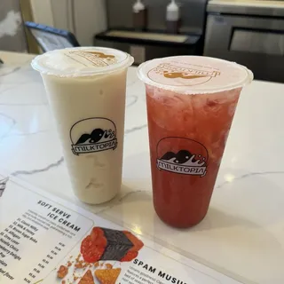 B12. Strawberry Lemon Burst (Green Tea)