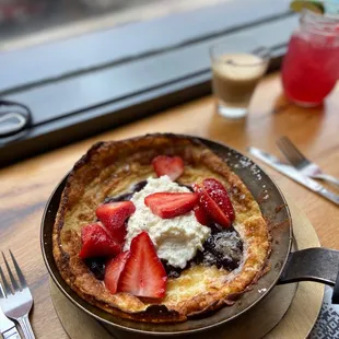 Dutch baby pancake