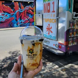 Grass Jelly Milk Tea