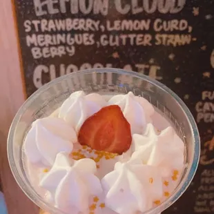 Star-berry lemon cloud