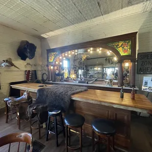 Mill Creek Antiques