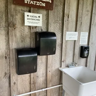 Washing station to wash hands before picking