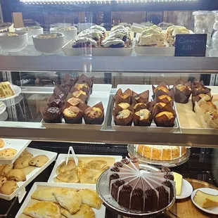 food, cupcakes, dessert