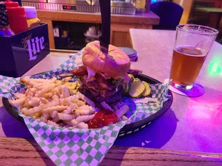 Dawn's Corner Bar & Grill