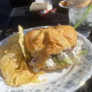 Chicken salad croissant with chips/pickle
