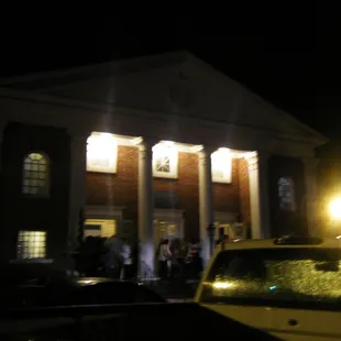 It was raining, so someone get a better picture of the outside!