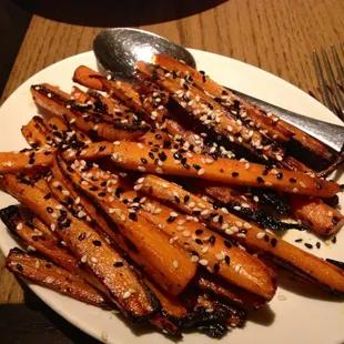 Roasted Sesame Carrots