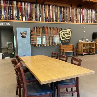 Long work station tables