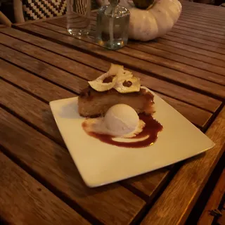 Caramelized Apple Upside Down Cake (GF)