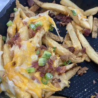 FULLY LOADED CHEESE FRIES