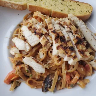 CAJUN CHICKEN PASTA