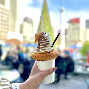 Croissant ice cream