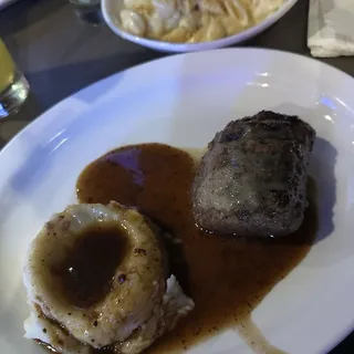 6oz CENTER CUT SIRLOIN*