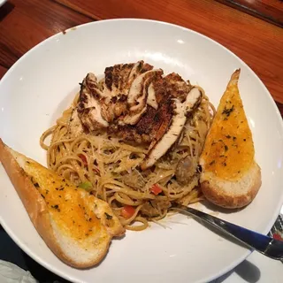CAJUN CHICKEN PASTA