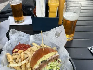 Pauly's Pub and Grill