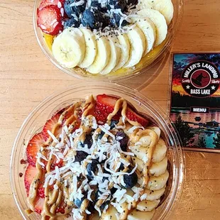 Cali bowls .... very    one acai and one mango