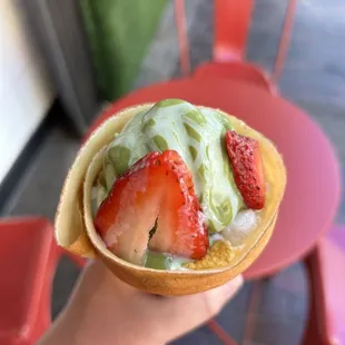 Matcha ice cream + crepe