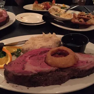 Queen cut prime rib