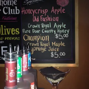 Current featured cocktails.