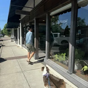 Front of establishment