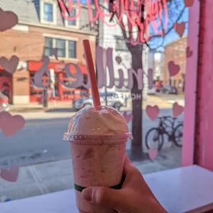 Red velvet gob milkshake