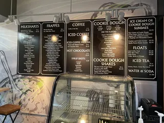 Shake & Dough