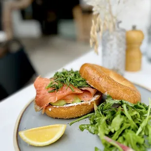 Loaded smoked salmon+arugula side salad