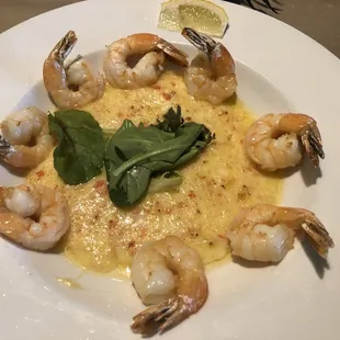 Grilled Shrimp w. Seafood Mix