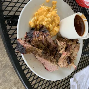 Texas Beef Brisket Pulled Pork Sandwich m