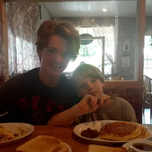 Enjoying some pancakes and sausage with Sean and a HUGE omelet with geotta with Colton! Yum!  Grammy had her biscuits and gravy! Yum yum!