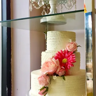 three tiered wedding cake