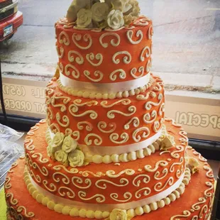 a three tiered wedding cake