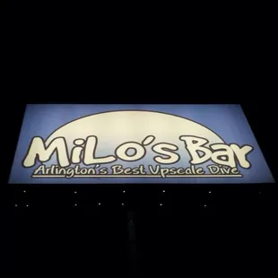 Arlington&apos;s Best Upscale Dive