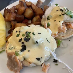 *Salmon Benedict*