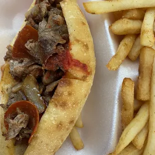 Pizza cheese steak