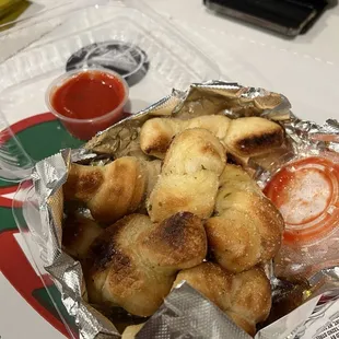 Garlic Knots (12 Pcs)