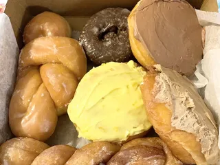 Donut Palace