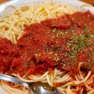 Spaghetti with Marinara- Dish was actually good