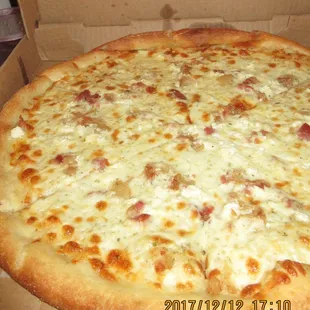White Pizza with Bacon &amp; Feta