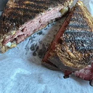 Hot Pastrami Sandwich