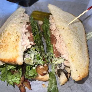 Salmon BLT