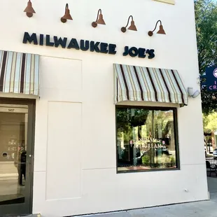 Milwaukee Joe's