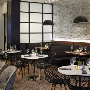 Milwaukee Road Restaurant Seating