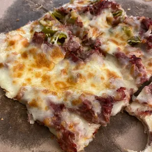Italian beef pizza
