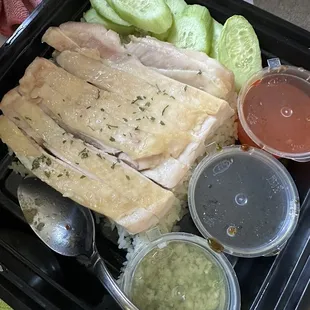 Tadaaa Hainan Chicken Rice