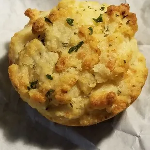 Garlic Cheddar Bread 6.8.20